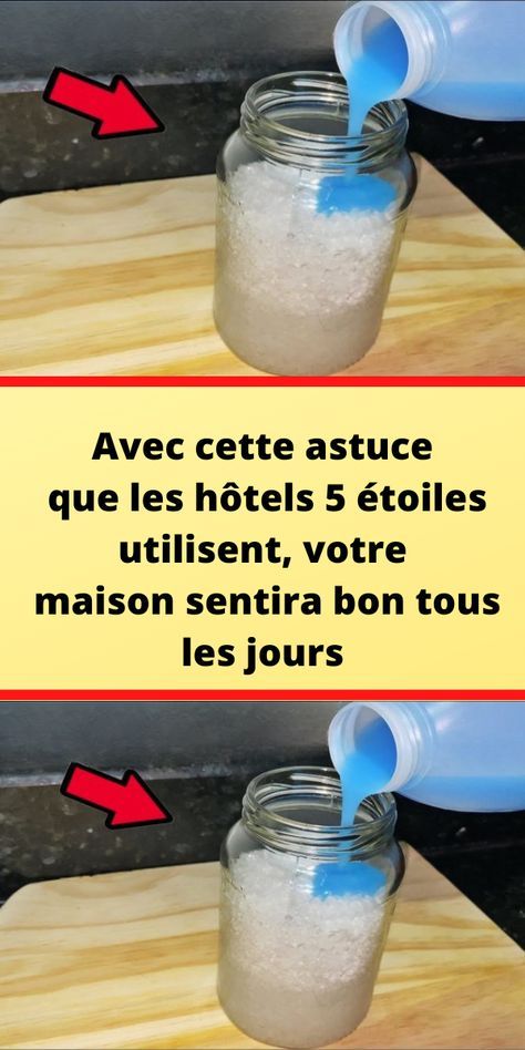 Fleur d'ambiance et diffuseur à bâtonnets sur une table