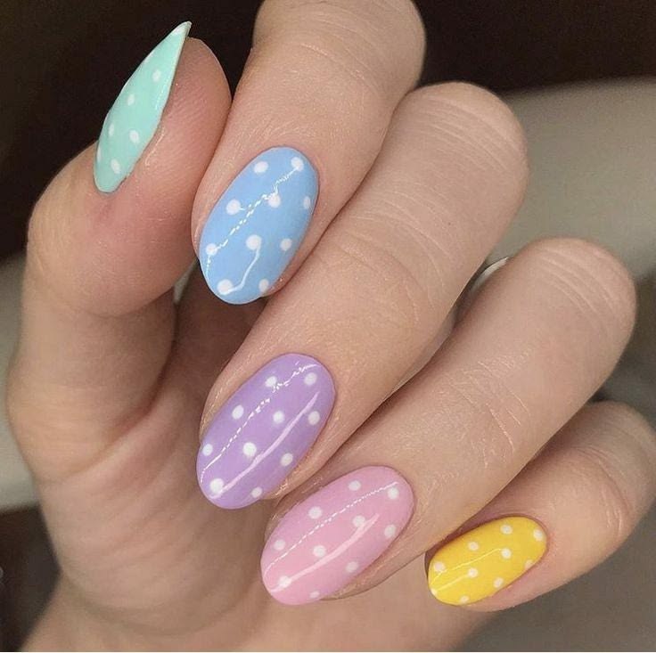 Pois printaniers ongles avril 2026